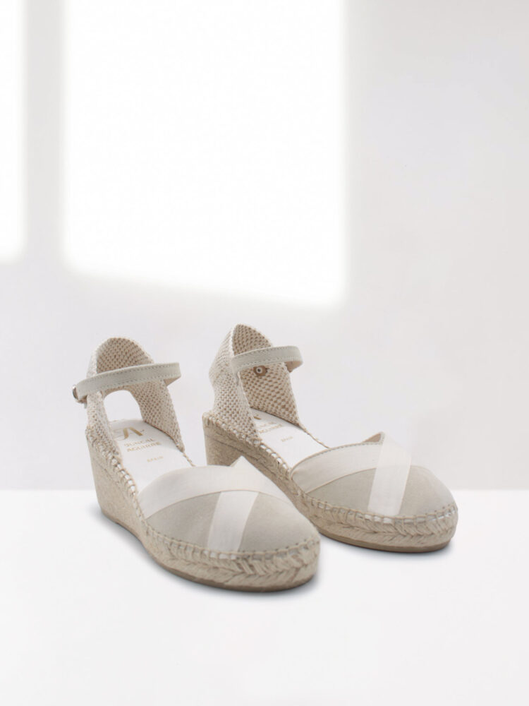 espadrilles with esparto wedges
